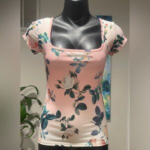 VENUS Pink Floral Short Sleeve Top, Size Small